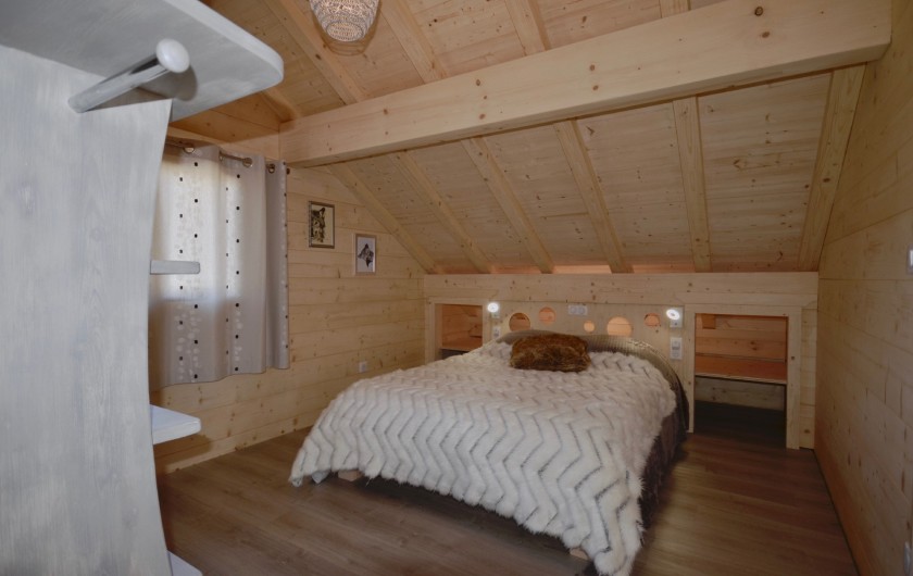 Location de vacances - Chalet à La Pesse - Chambre étage