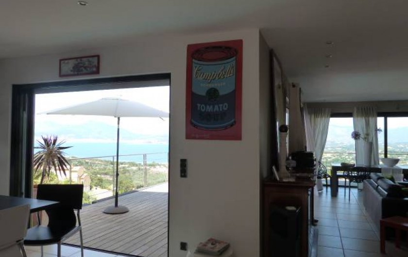 Location de vacances - Villa à Porticcio - Vue ensemble terrasse et salon