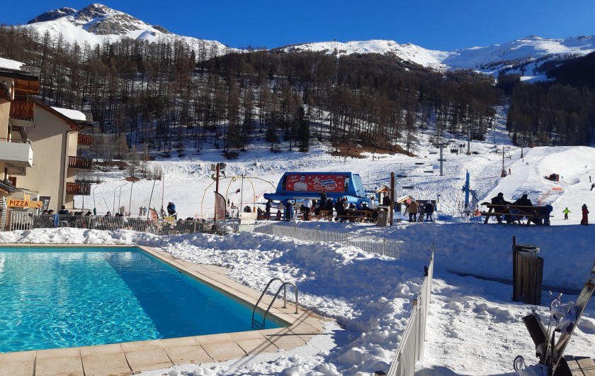 Location de vacances - Appartement à Les Orres - frond de neige a 100m de l'appartement