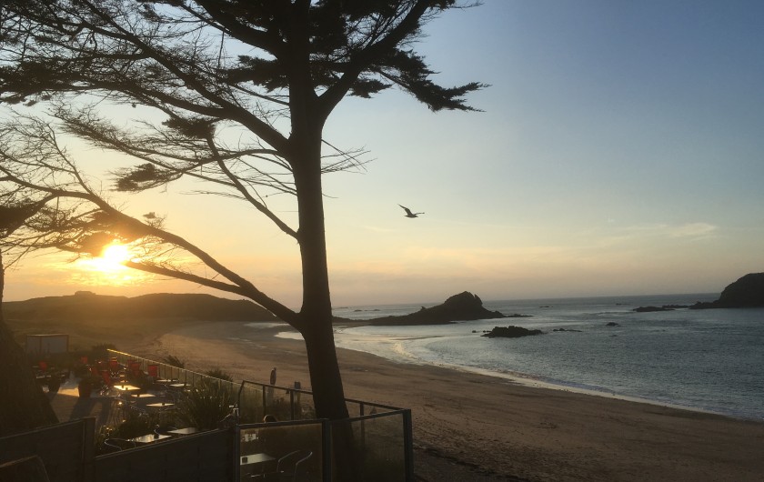 Location de vacances - Villa à Cancale - Coucher de soleil sur la presqu'île de la Guimorais.