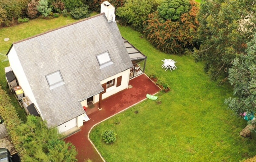 Location de vacances - Villa à Cancale - Vue de drone avant l'installation des panneaux photovoltaïques.