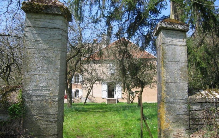 Location de vacances - Chambre d'hôtes à Cenans - En revenant de la rivière