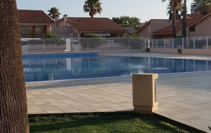 Location de vacances - Villa à Saint-Cyprien Plage - Piscine 2ème vue