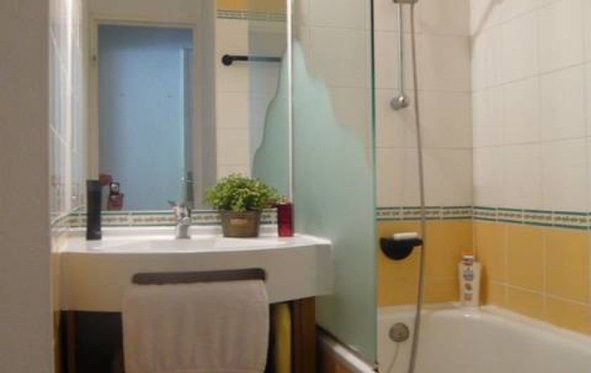 Location de vacances - Appartement à Méribel-Mottaret - salle de bains