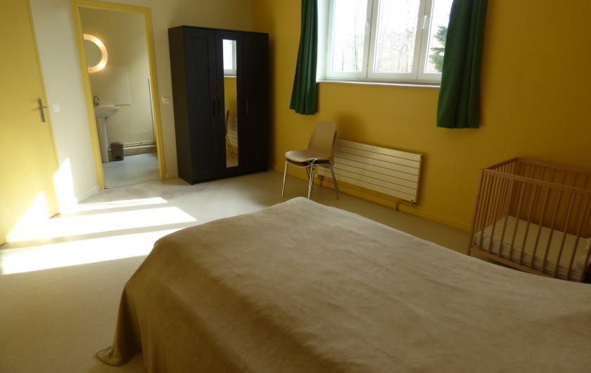 Location de vacances - Gîte à Nouart - chambre mélisse