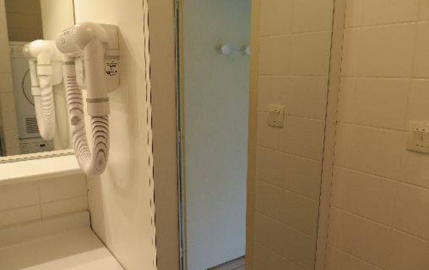 Location de vacances - Appartement à Gérardmer - Sèche cheveux