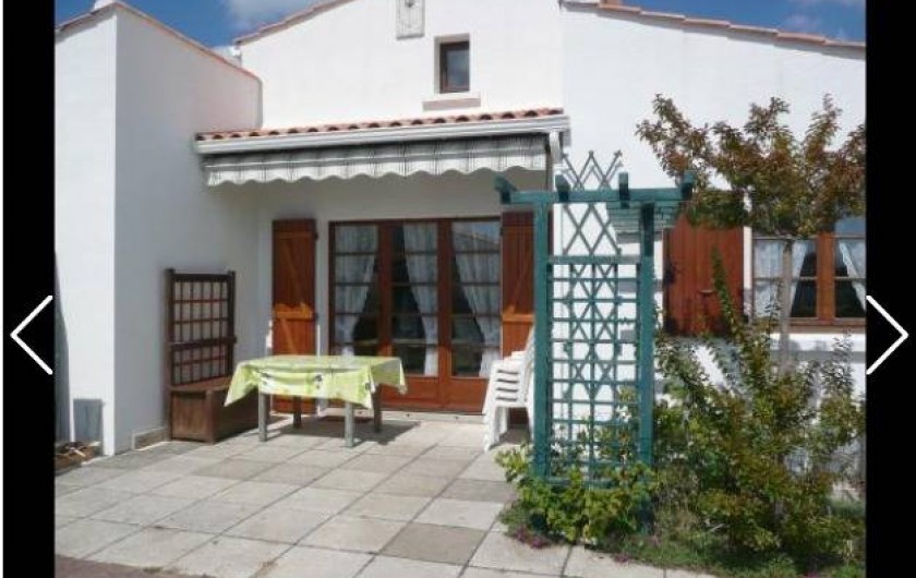 Location de vacances - Villa à La Tranche-sur-Mer - Terrasse 1 exposer au sud avec store banne