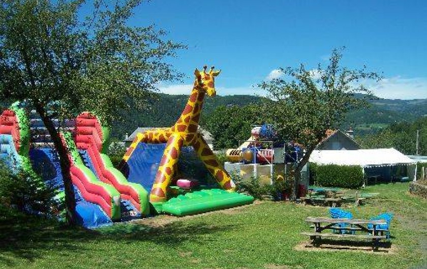 Location de vacances - Camping à Vic-sur-Cère