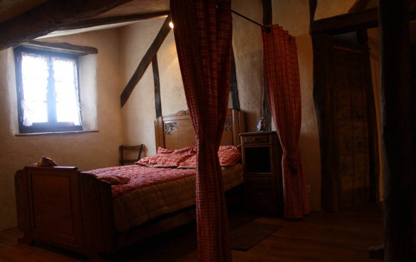 Location de vacances - Gîte à Chirassimont - Chambre dans la mezzanine