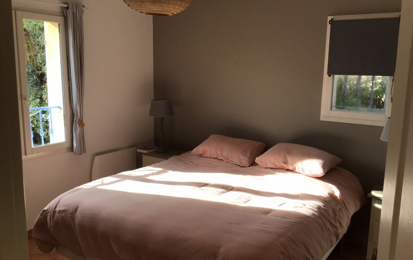 Location de vacances - Maison - Villa à Sanary-sur-Mer - Chambre suite parentale