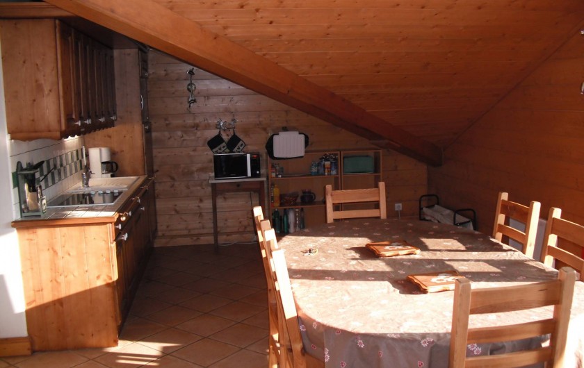 Location de vacances - Appartement à Morillon - cuisine ouverte