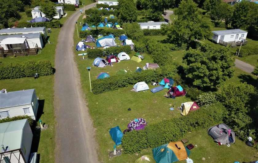 Location de vacances - Camping à Pressignac - Emplacements