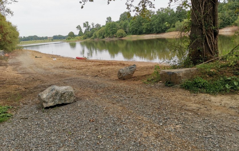 Location de vacances - Camping à Pressignac - Promenade