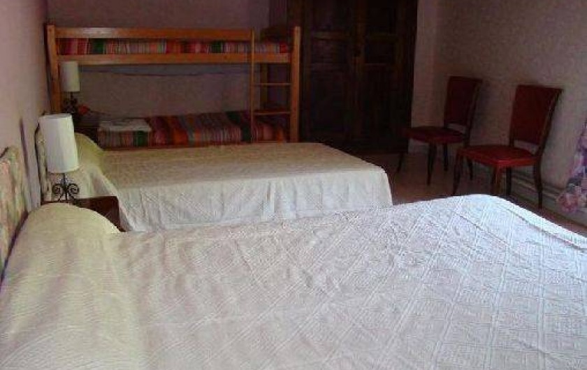 Location de vacances - Gîte à Bouvante - la combe  chambre à l'ouest