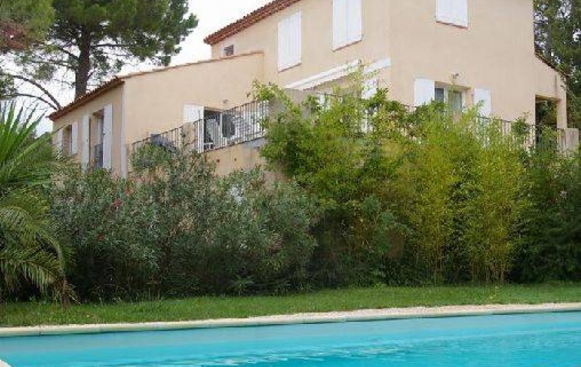 Location de vacances - Villa à La Roquebrussanne