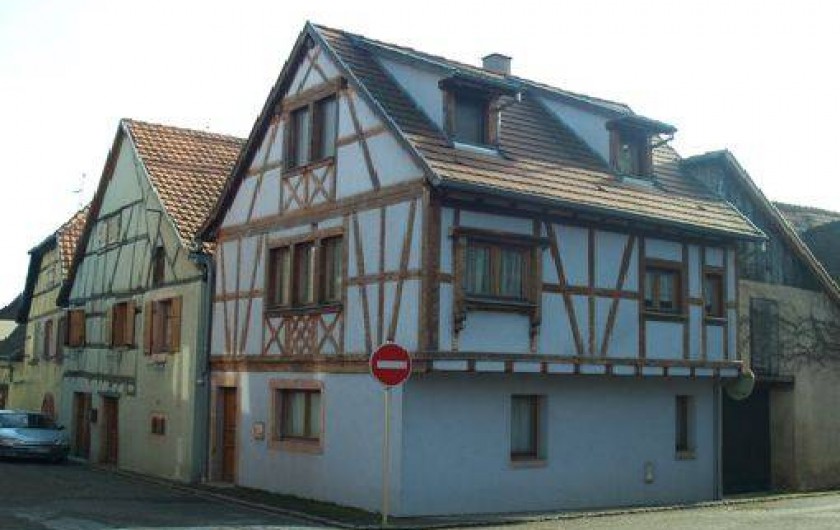 Location de vacances - Maison - Villa à Saint-Hippolyte - maison bleue à colombage : gite 2 à 4 pers