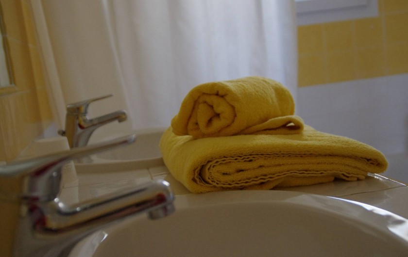 Location de vacances - Villa à Le Plan-de-la-Tour - Salle de bain