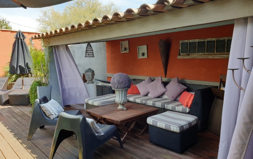 Location de vacances - Studio à La Tour-d'Aigues