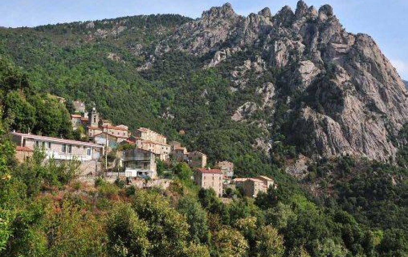 Location de vacances - Chalet à Orto - vue d'ensemble du village