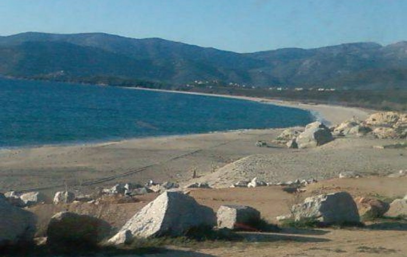 Location de vacances - Chalet à Orto - plage de sable fin à Sagone