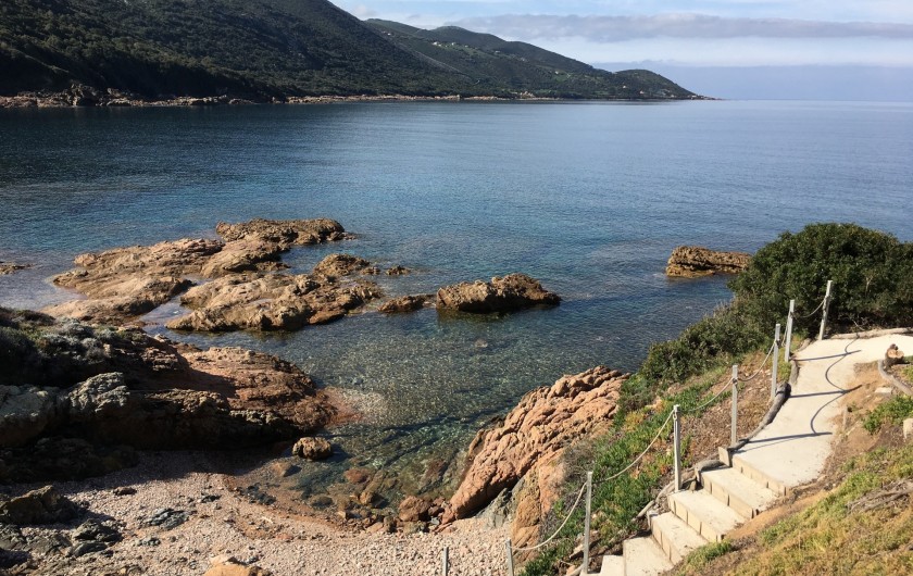 Location de vacances - Villa à Calcatoggio - Descente crique