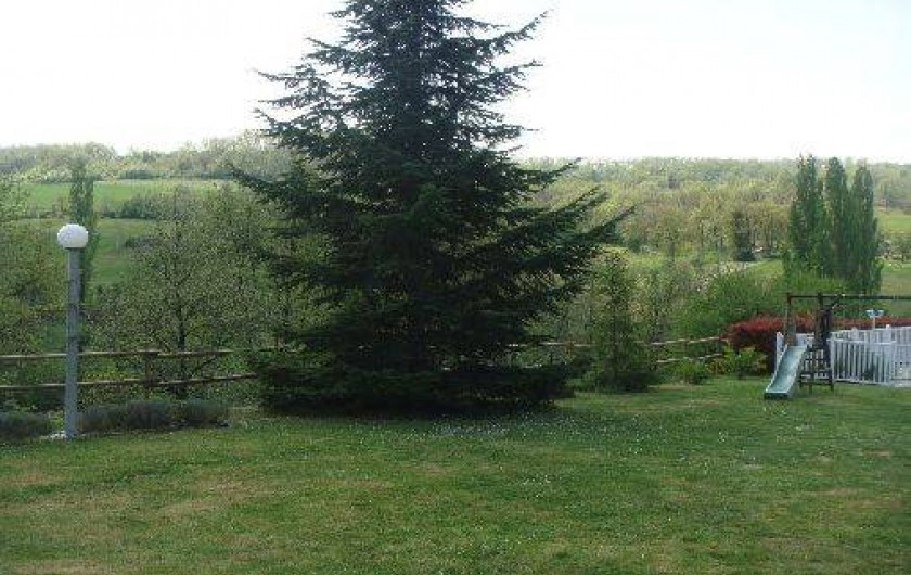 Location de vacances - Maison - Villa à Ornézan - vue depuis l'entrée du gîte vers le sud