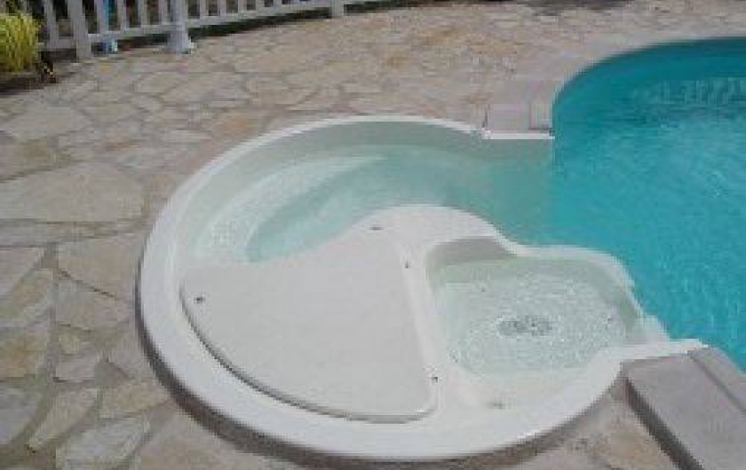 Location de vacances - Maison - Villa à Ornézan - balnéotherapie en bout de piscine