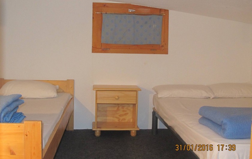 Location de vacances - Appartement à Bourg-Saint-Maurice - chambre 1 en palier
