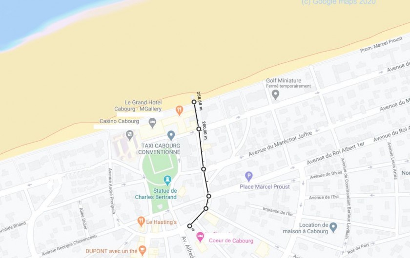 Vue Google maps montrant la distance entre l'appartement et la plage