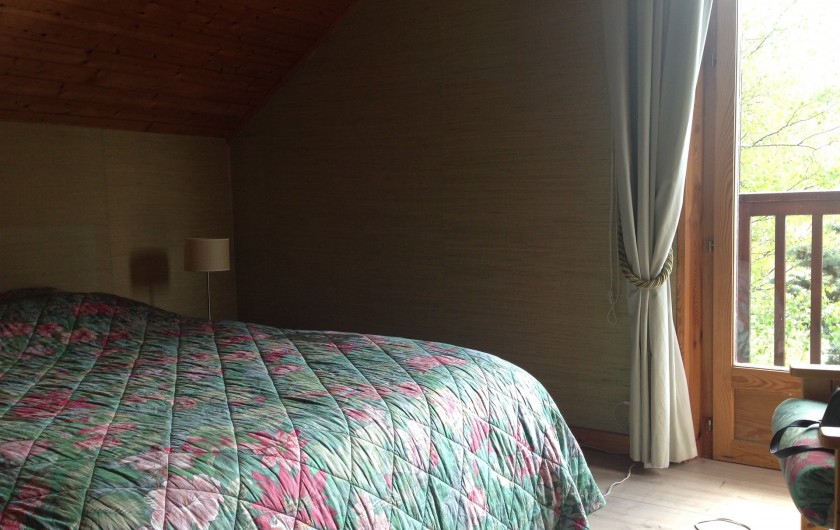 Location de vacances - Chalet à Briançon - chambre verte à l'étage