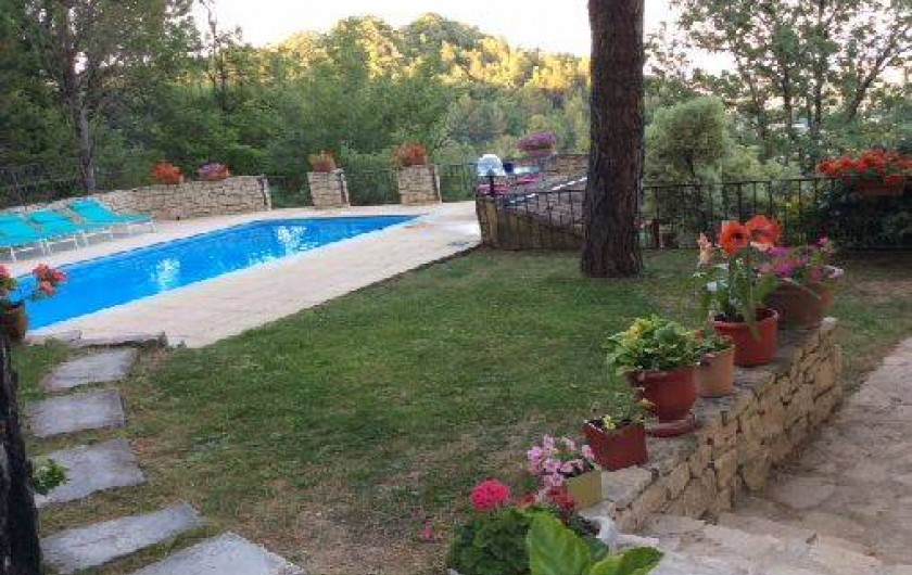 Location de vacances - Appartement à Le Teil - Pelouse pres de la piscine