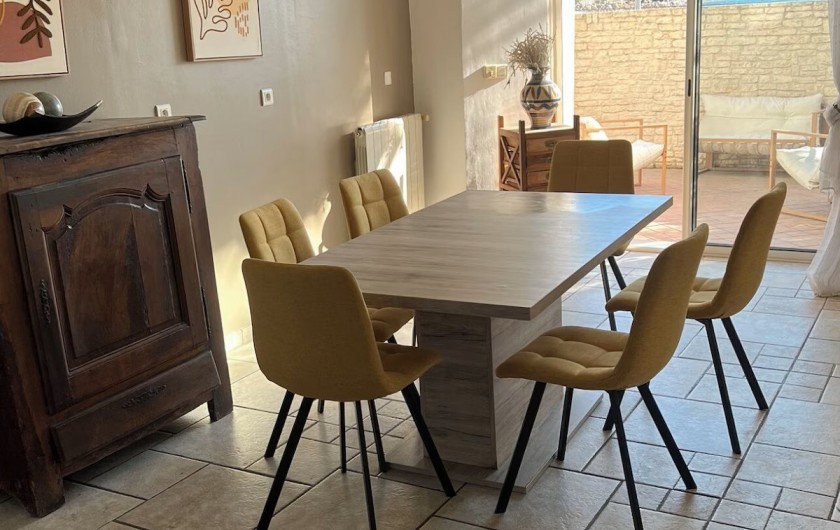 Location de vacances - Villa à Marseille - salle à manger du rez-de-chaussée