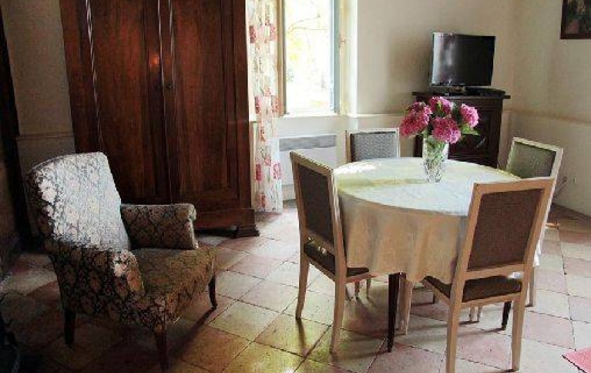 Location de vacances - Gîte à Puysserampion - salle à manger