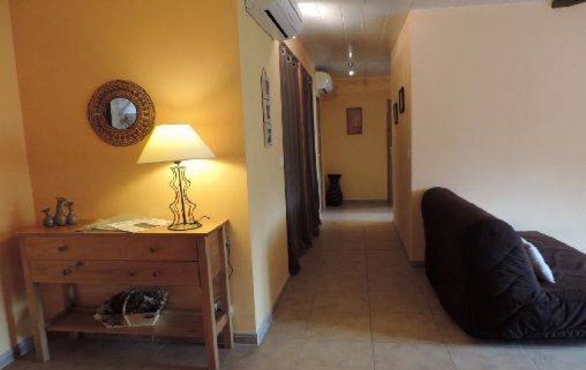 Location de vacances - Gîte à Sallèles-d'Aude - Hall d'entrée gîte 1