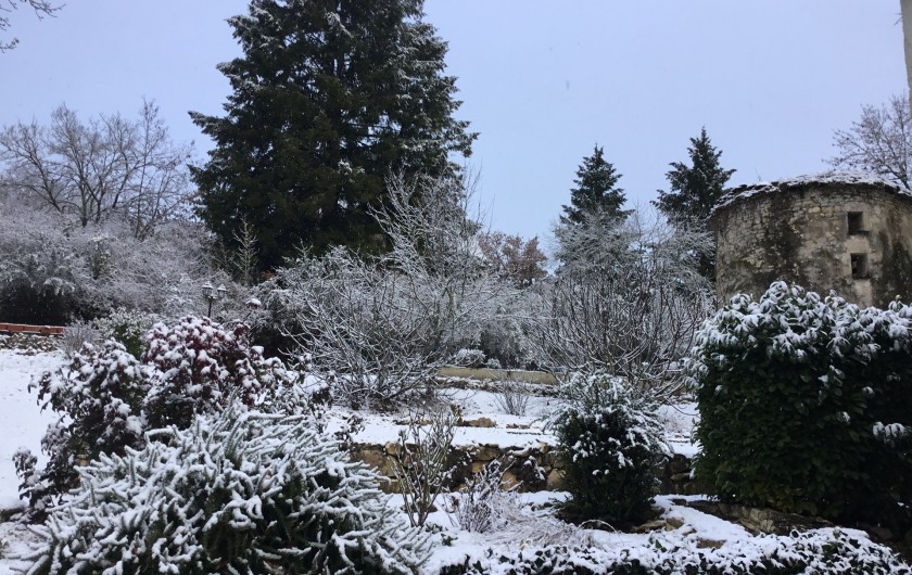 Location de vacances - Chambre d'hôtes à Saint-Sozy - Le jardin en hiver