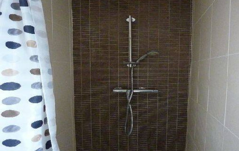 Location de vacances - Appartement à Saint-Malo - Salle d'eau Douche à l'italienne