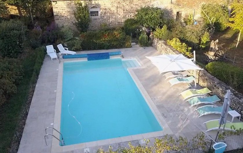 Location de vacances - Gîte à Normier - piscine partagée