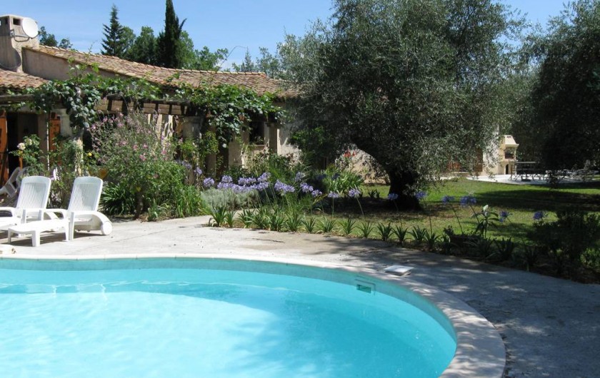 Location de vacances - Appartement à Gattières - Piscine privative