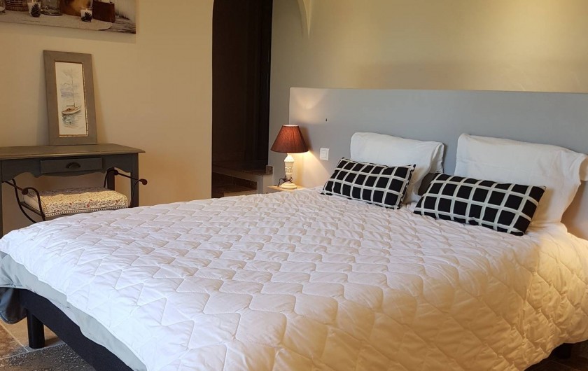 Location de vacances - Mas à L'Isle-sur-la-Sorgue - 3ème Chambre -( parentale de l'étage)