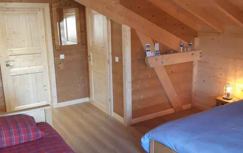 Location de vacances - Chambre d'hôtes à Septmoncel - Chambre étage 3 personnes