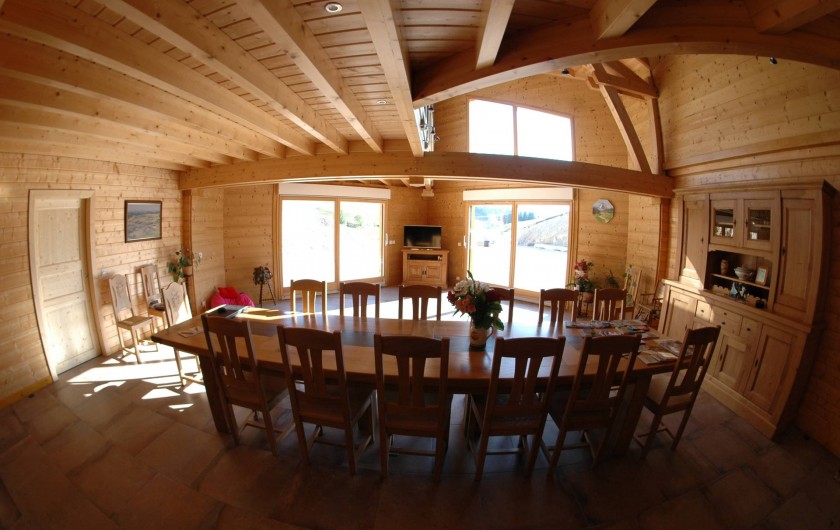 Location de vacances - Chambre d'hôtes à Septmoncel - Salle commune pour petit déjeuner et table d'hôtes le soir