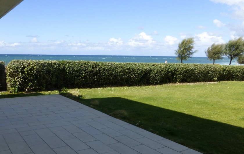 Location de vacances - Appartement à Soorts-Hossegor - appartement n°2: terrasse 55 m² avec jardin face à l'océan