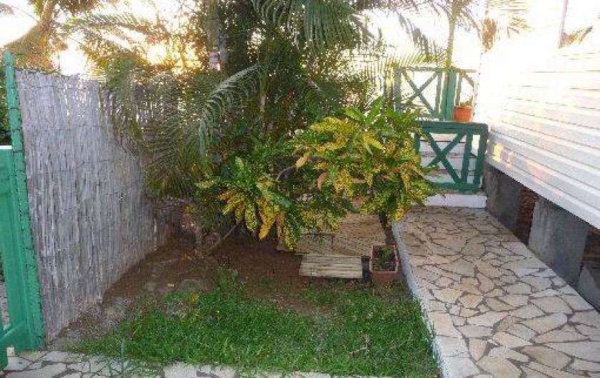 Location de vacances - Chalet à Saint-Leu - jardin