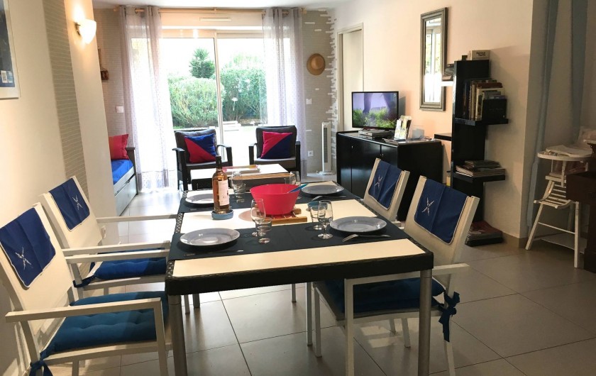 Location de vacances - Appartement à Sanary-sur-Mer - CAP SUD - Un lieu de vie spacieux et lumineux