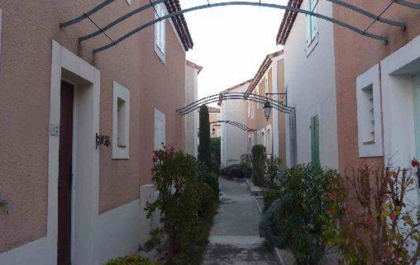 Location de vacances - Maison - Villa à Uzès - Ruelle de la résidence