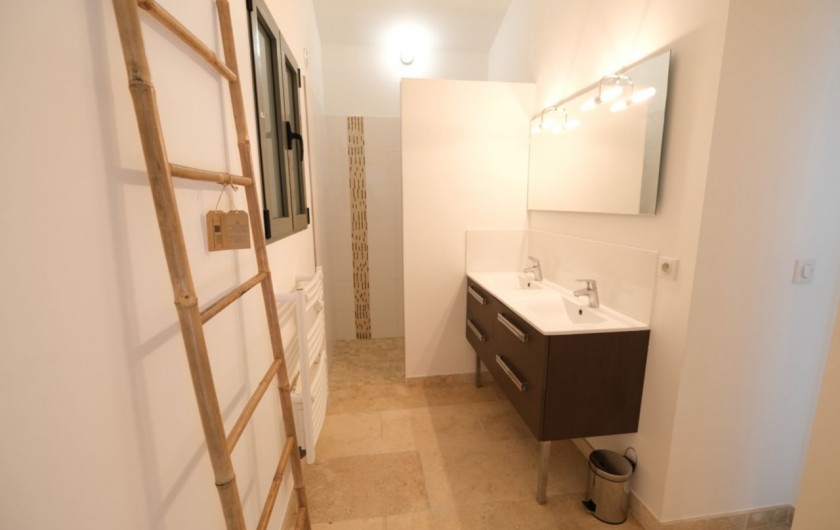 Location de vacances - Villa à Aureille - Salle d'eau