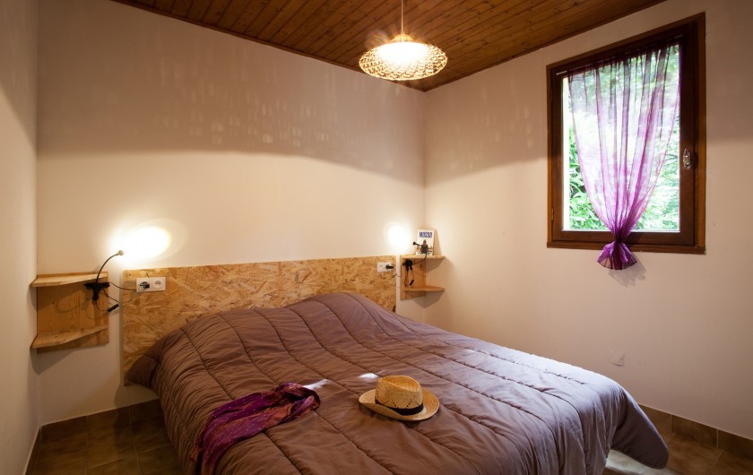 Location de vacances - Gîte à Calviac-en-Périgord - chambre n°1 2 lits en 80 ou 1 lit en 160