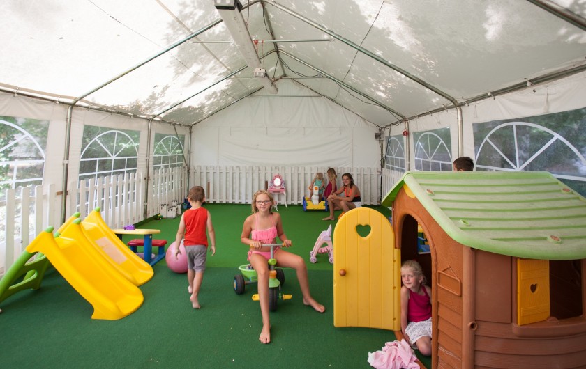 Location de vacances - Gîte à Calviac-en-Périgord - tente enfants