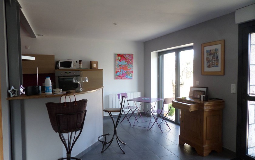 Location de vacances - Maison - Villa à Erquy - Pièce principale, baie accès terrasse