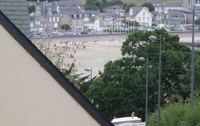 Location de vacances - Maison - Villa à Erquy - Petite vue mer du terrain